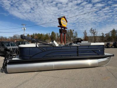2025 Bennington 22 SSR - Photo 1