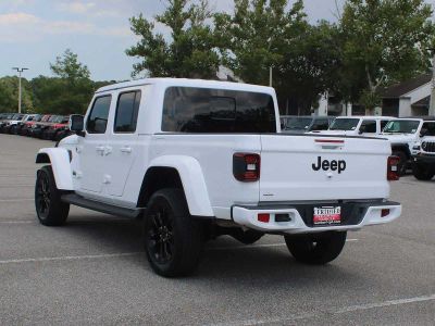 2023 Jeep Gladiator — interior view