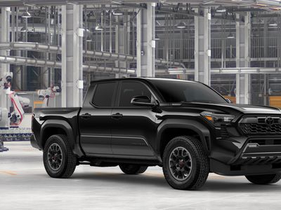 2026 Toyota Tacoma i-FORCE MAX - Photo 15
