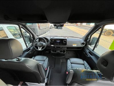 2025 Tiffin Motorhomes GT1 AG — photo 7 view