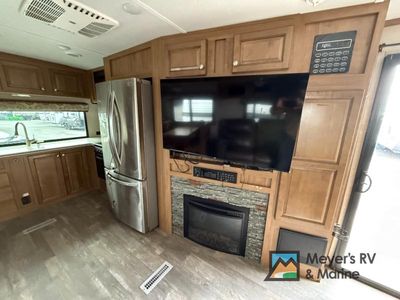 2019 Forest River RV Flagstaff - Photo 9