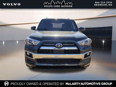 2022 Toyota 4Runner - Photo 2