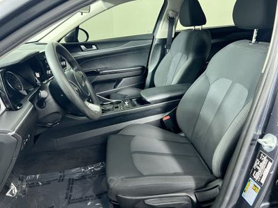 2024 Kia K5 - Photo 12