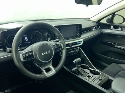 2024 Kia K5 - Photo 28