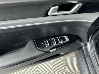 2024 Kia K5 - Photo 14