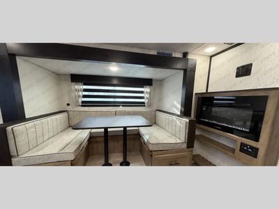 2025 Forest River Cherokee Grey Wolf — photo 41 view