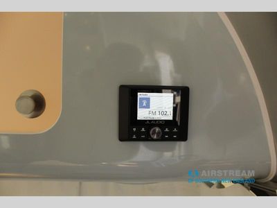 2025 Airstream International - Photo 20