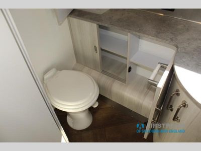 2025 Airstream International - Photo 41