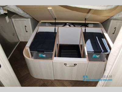 2025 Airstream International - Photo 40