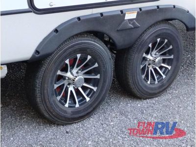 2025 Keystone RV Cougar Half-Ton - Photo 12