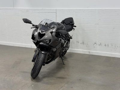 2026 Kawasaki Ninja ZX-6R - Photo 5