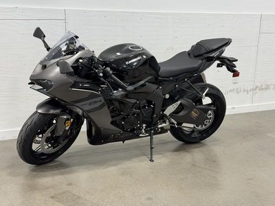 2026 Kawasaki Ninja ZX-6R - Photo 9