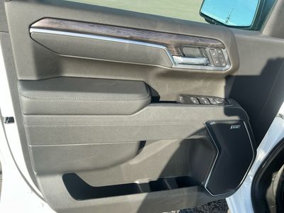 2026 Chevrolet Silverado 1500 — photo 16 view