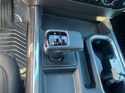 2026 Chevrolet Silverado 1500 — photo 13 view