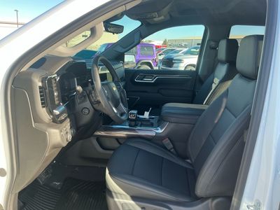2026 Chevrolet Silverado 1500 — photo 10 view