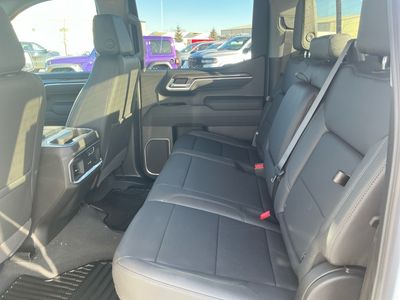 2026 Chevrolet Silverado 1500 — photo 17 view