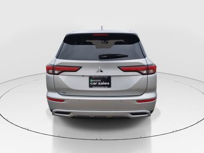 2024 Mitsubishi Outlander - Photo 6