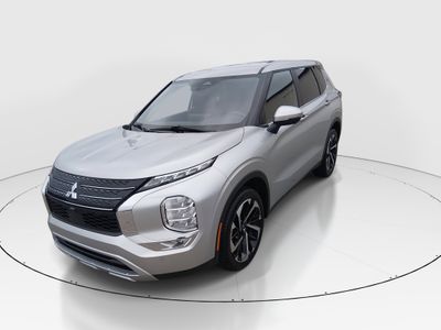 2024 Mitsubishi Outlander - Photo 3