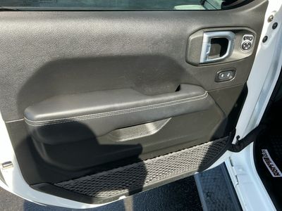2021 Jeep Wrangler Unlimited — photo 11 view