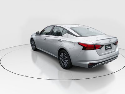 2024 Nissan Altima — detail view