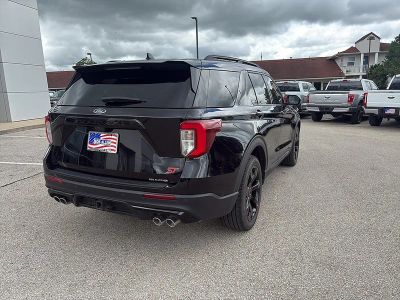 2023 Ford Explorer — detail view