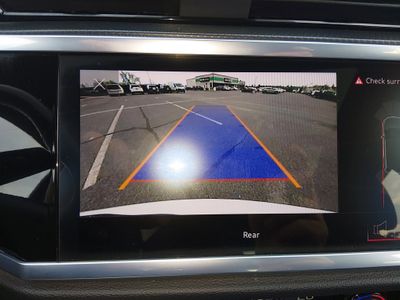 2023 Audi Q3 - Photo 16