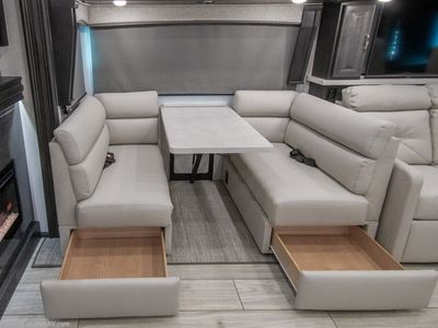 2026 Holiday Rambler Endeavor - Photo 12