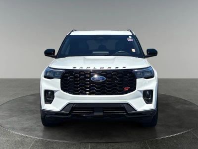 2025 Ford Explorer — side profile view