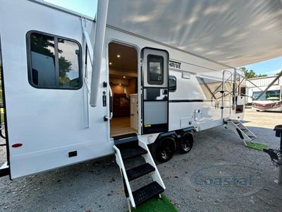 2026 Winnebago Thrive - Photo 22