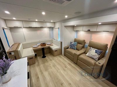 2026 Winnebago Thrive - Photo 4