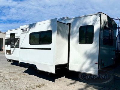 2026 Winnebago Thrive - Photo 23