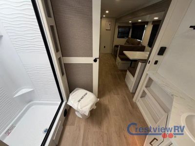2026 Grand Design Transcend - Photo 32
