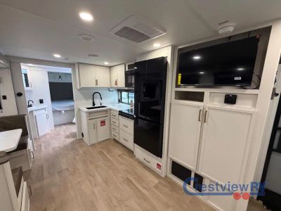 2026 Grand Design Transcend - Photo 19