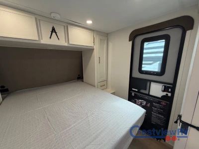 2026 Grand Design Transcend - Photo 34