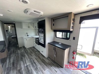 2026 Jayco Jay Flight — photo 10 view