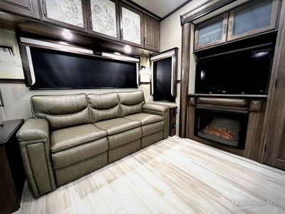 2022 Grand Design Solitude - Photo 10