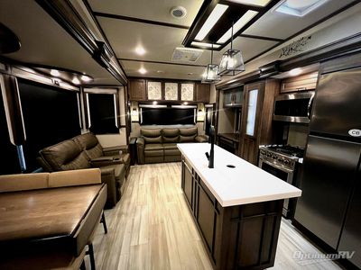 2022 Grand Design Solitude - Photo 3