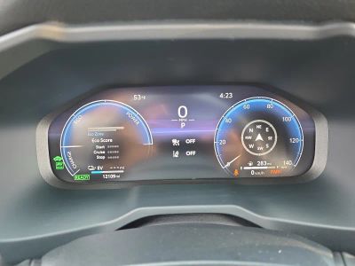 2025 Toyota RAV4 Plug-In Hybrid — photo 10 view