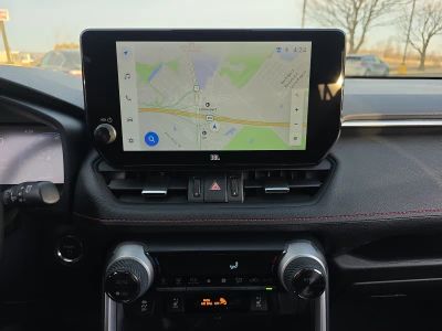 2025 Toyota RAV4 Plug-In Hybrid — photo 11 view