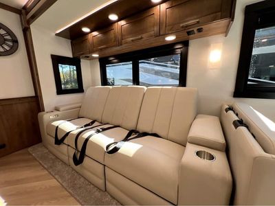 2026 Jayco Seneca - Photo 11