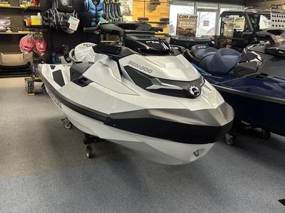 2025 Sea-Doo GTX Limited 325 with Sound-White Pearl — photo 10 view