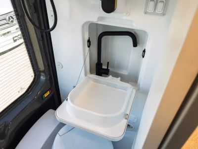 2027 Thor Motor Coach PALLADIUM — photo 15 view
