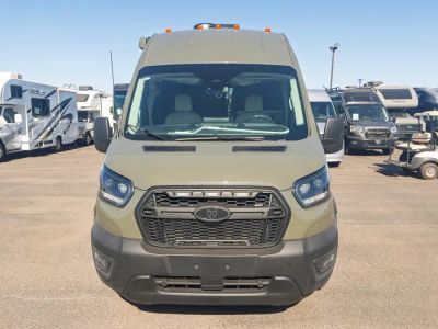 2027 Thor Motor Coach PALLADIUM — photo 19 view