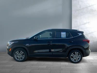 2023 Kia Seltos - Photo 3