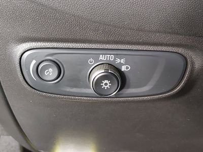 2024 Chevrolet Equinox — photo 13 view