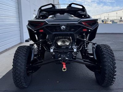 2026 Can-Am Maverick R MAX X rc - Photo 8