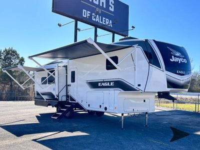 2026 Jayco Eagle — front three-quarter view