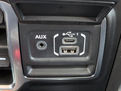 2021 Jeep Wrangler - Photo 21