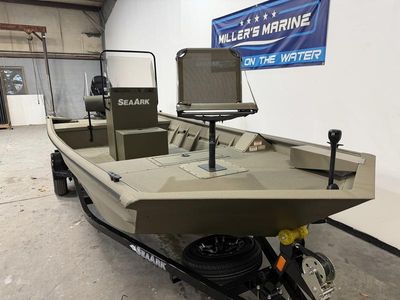 2026 SeaArk 1860 MV - Photo 4