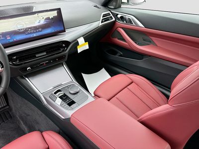 2026 BMW 4 Series — photo 18 view